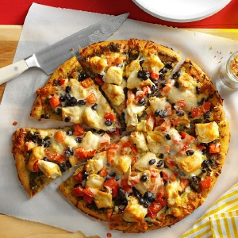 Chicken Pizza (add ons: Extra Cheese-Rs40/Extra chicken- Rs80)-Naas Cafe