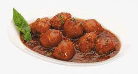 Gravy Manchurian (4 pcs)-Munchies cafe