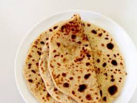 Gobi Paratha - Munchies Cafe